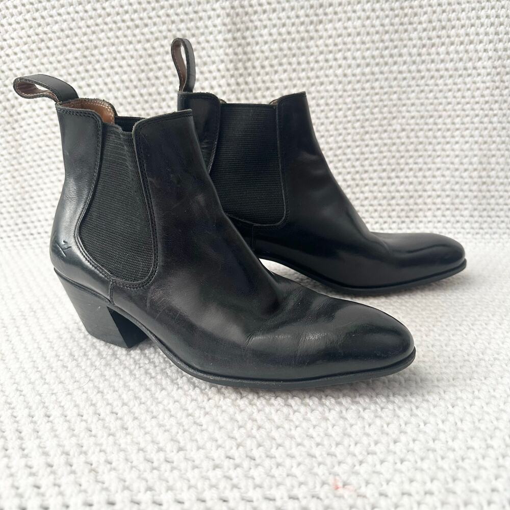 John Fluevog Black Smooth Leather Passage Cairo Slip On Chelsea Ankle Boots 7.5